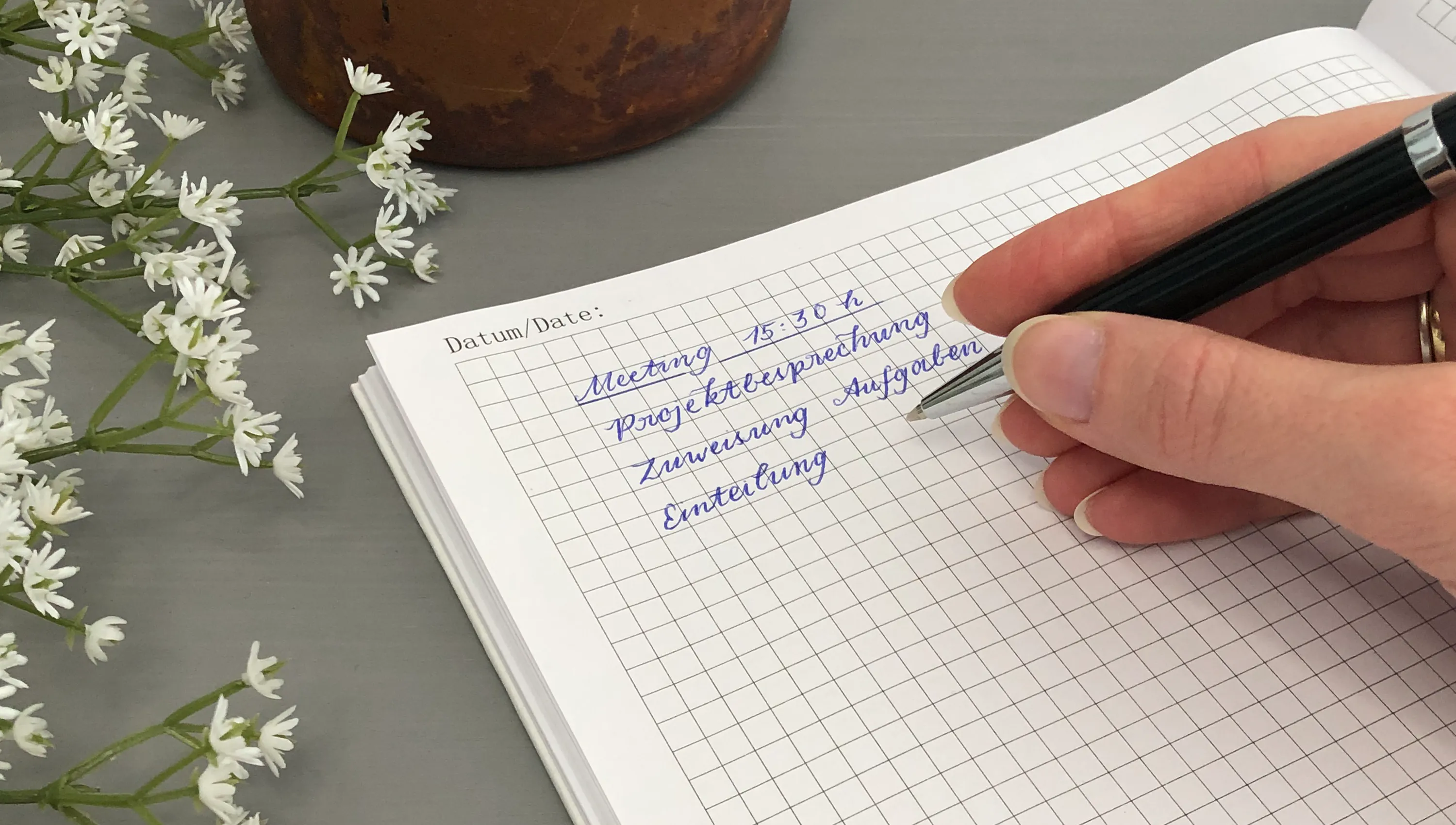 Notizbuch mit eigenem Namenslayout gestalten