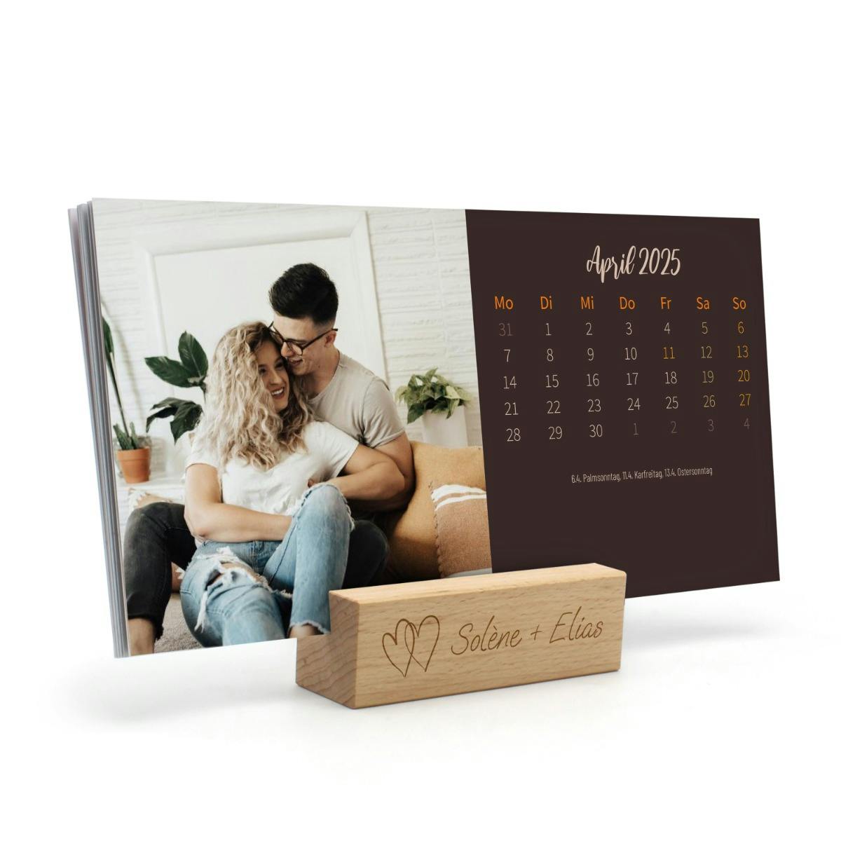 Tischkalender mit Holzfuß